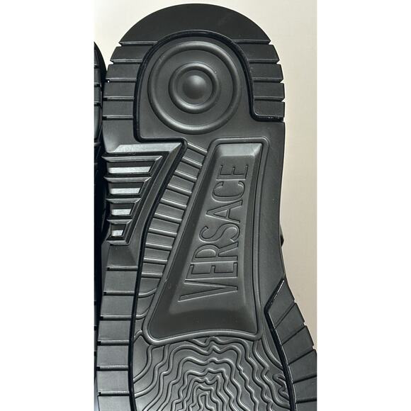Versace Men\'s Laserata Leather Sneakers Black 13.5 US (46.5) 1008964 NWT $1175 main image 7